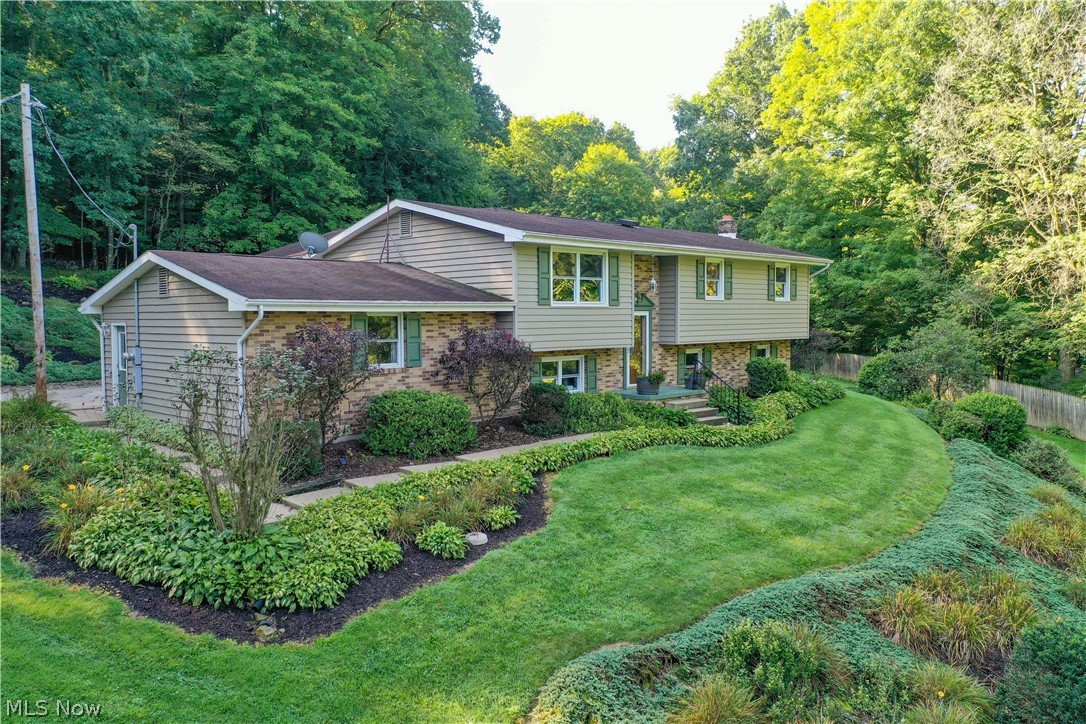6208 Arrow Road NW Minerva OH 44657