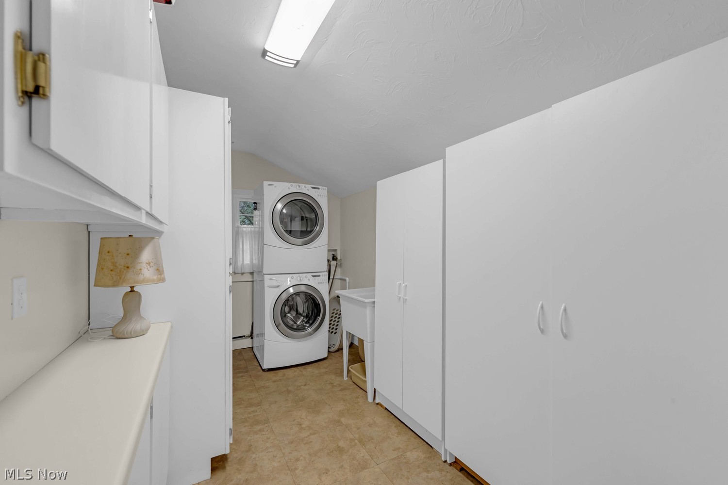 485 Clague Road Bay Village OH 44140