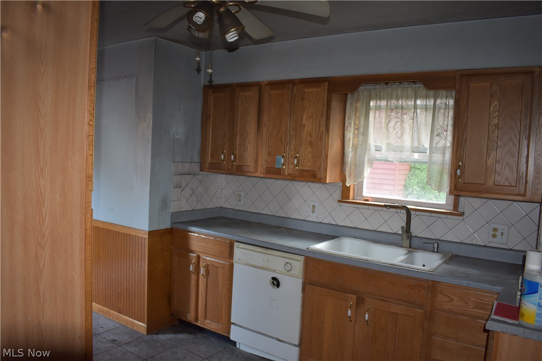 368 Sexton Street Struthers OH 44471