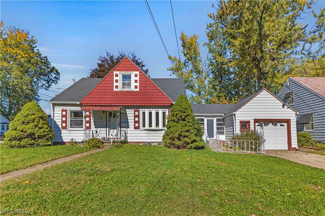 809 Curtis Avenue Cuyahoga Falls OH 44221
