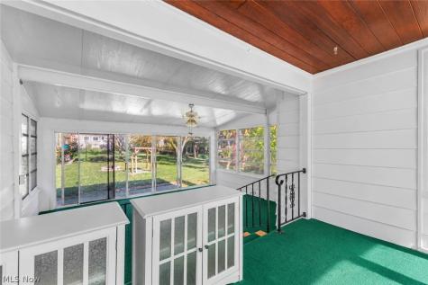 809 Curtis Avenue Cuyahoga Falls OH 44221