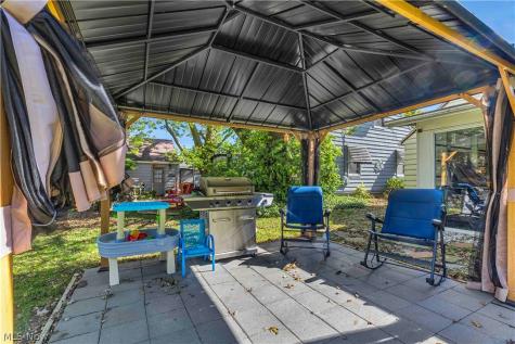 809 Curtis Avenue Cuyahoga Falls OH 44221