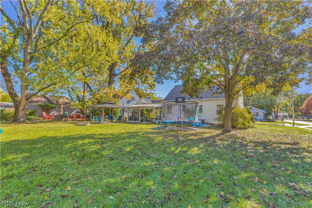 809 Curtis Avenue Cuyahoga Falls OH 44221