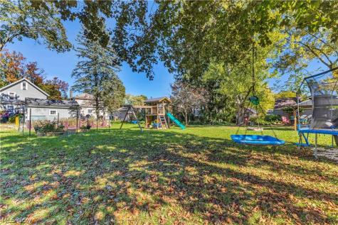 809 Curtis Avenue Cuyahoga Falls OH 44221