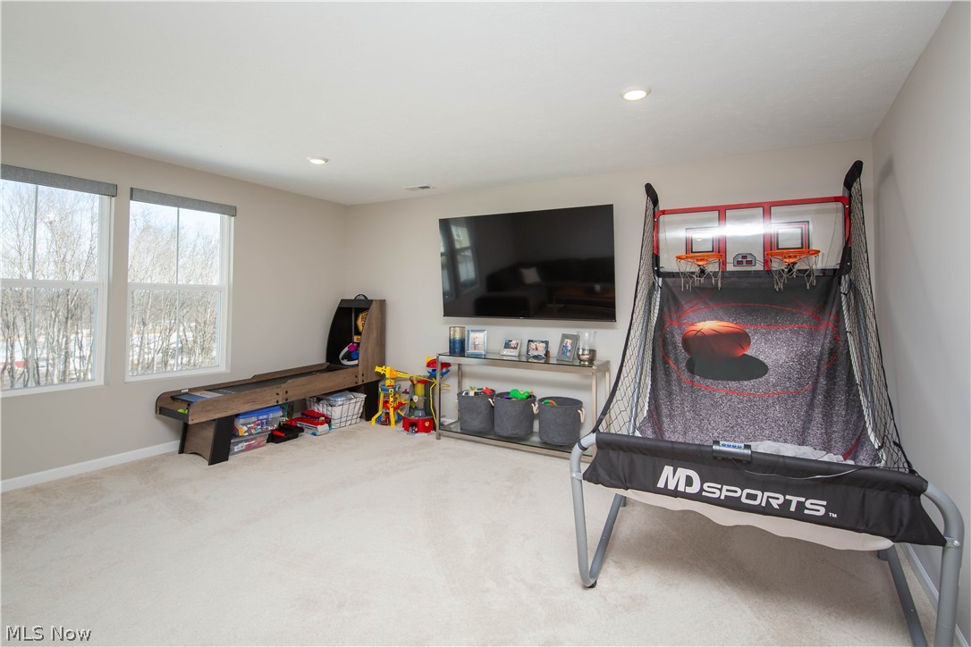 150 Seamore Road Aurora OH 44202