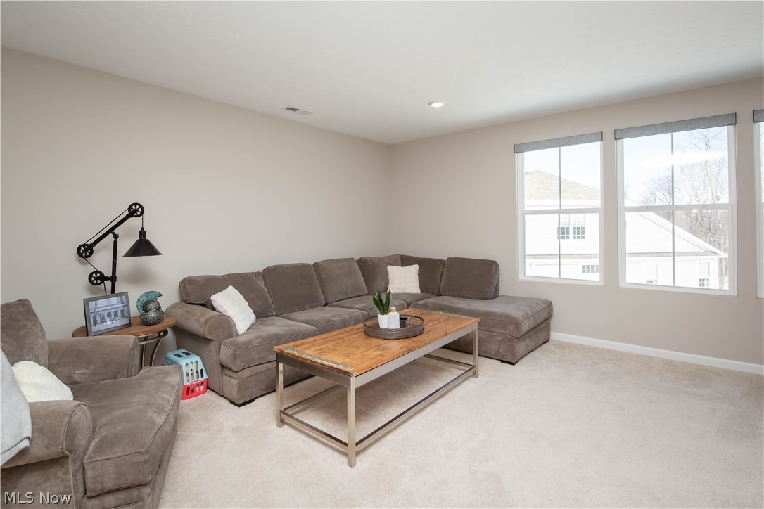 150 Seamore Road Aurora OH 44202