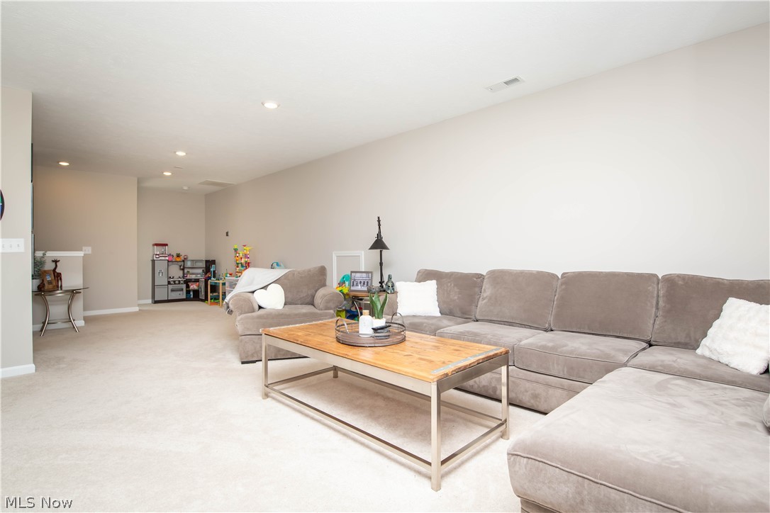 150 Seamore Road Aurora OH 44202