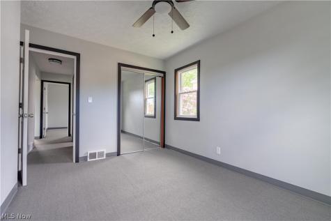 944 Donald Avenue Akron OH 44306