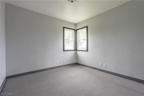944 Donald Avenue Akron OH 44306