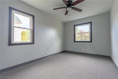 944 Donald Avenue Akron OH 44306