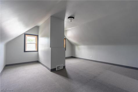 944 Donald Avenue Akron OH 44306