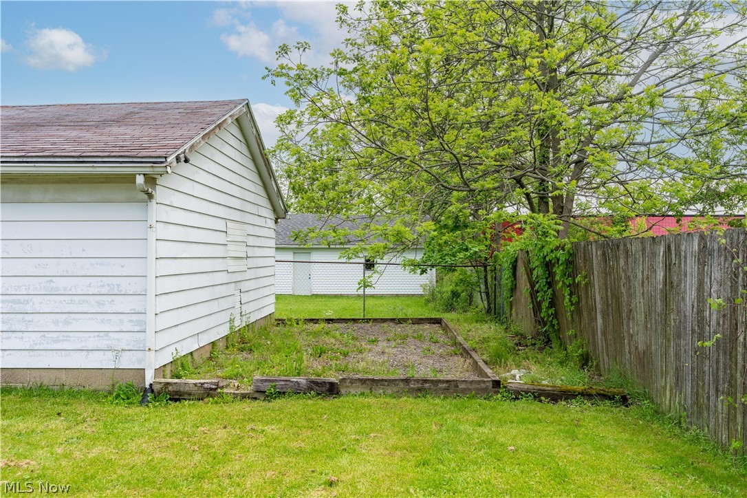 944 Donald Avenue Akron OH 44306