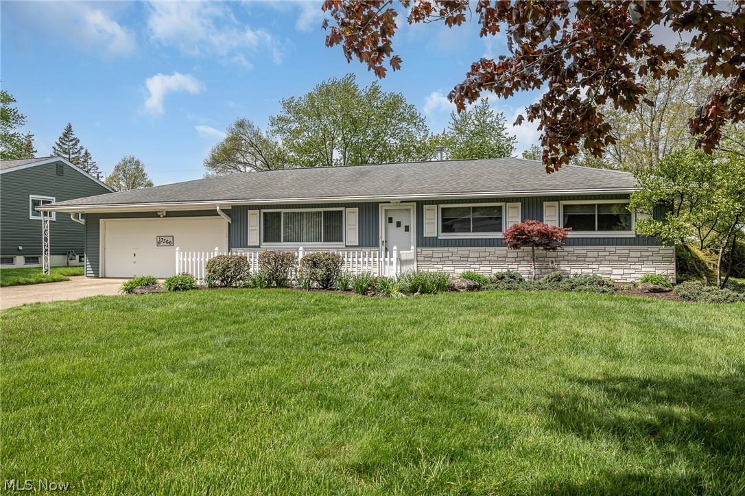 13366 Richards Drive Strongsville OH 44149