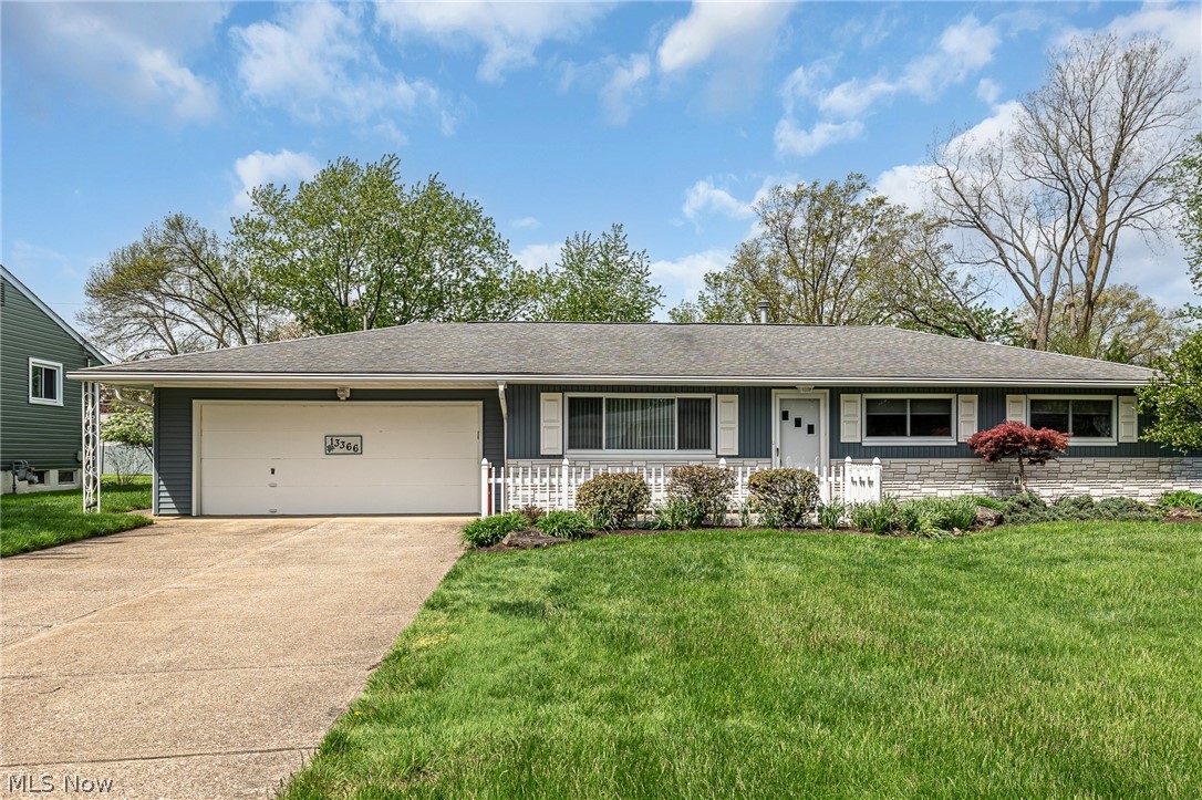 13366 Richards Drive Strongsville OH 44149