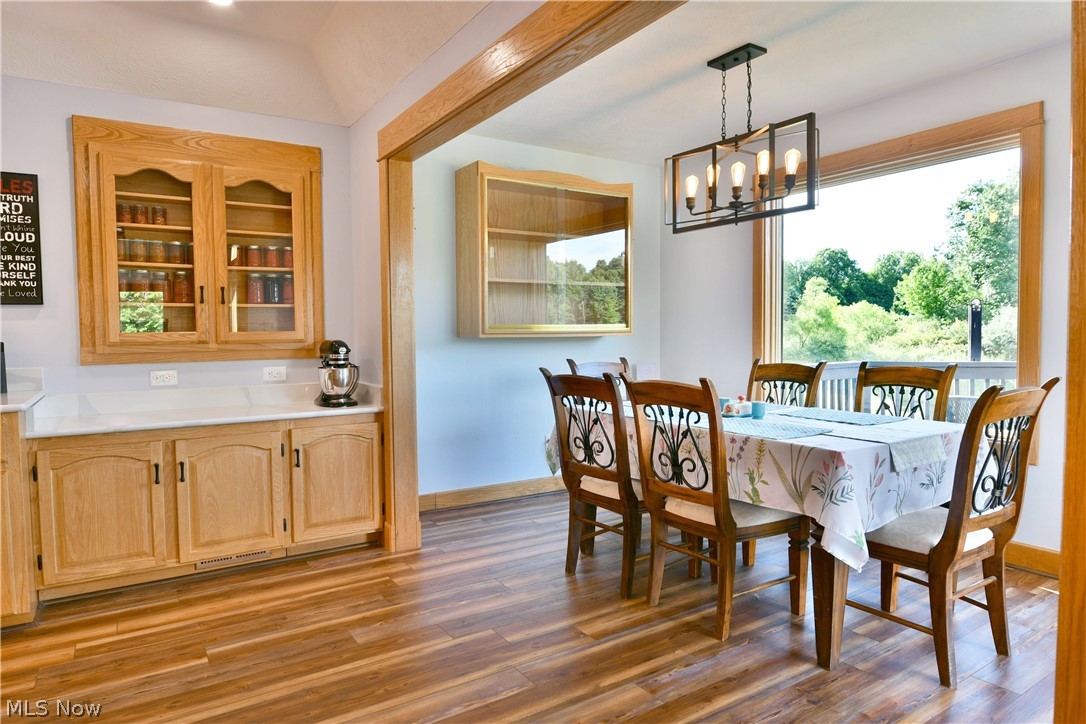 5305 Warren Sharon Road Vienna OH 44473
