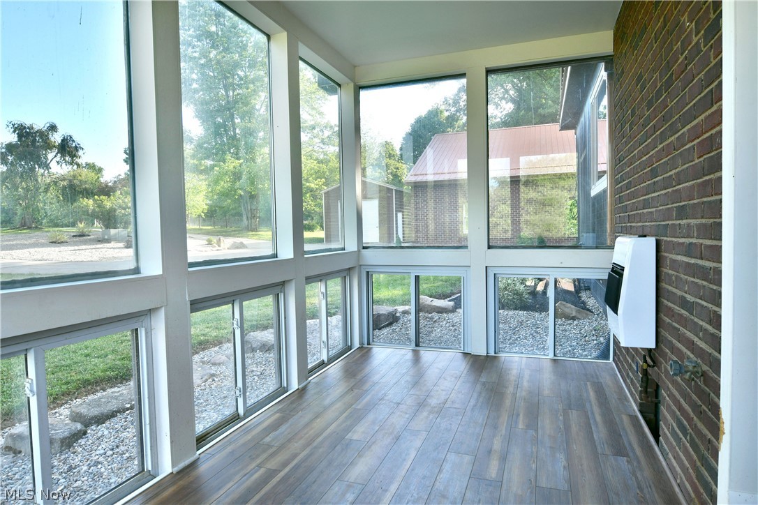 5305 Warren Sharon Road Vienna OH 44473