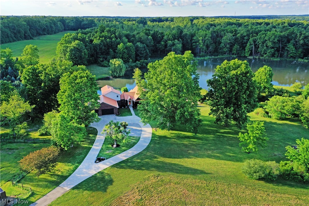 5305 Warren Sharon Road Vienna OH 44473