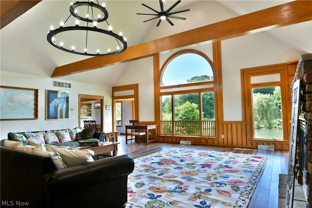 5305 Warren Sharon Road Vienna OH 44473