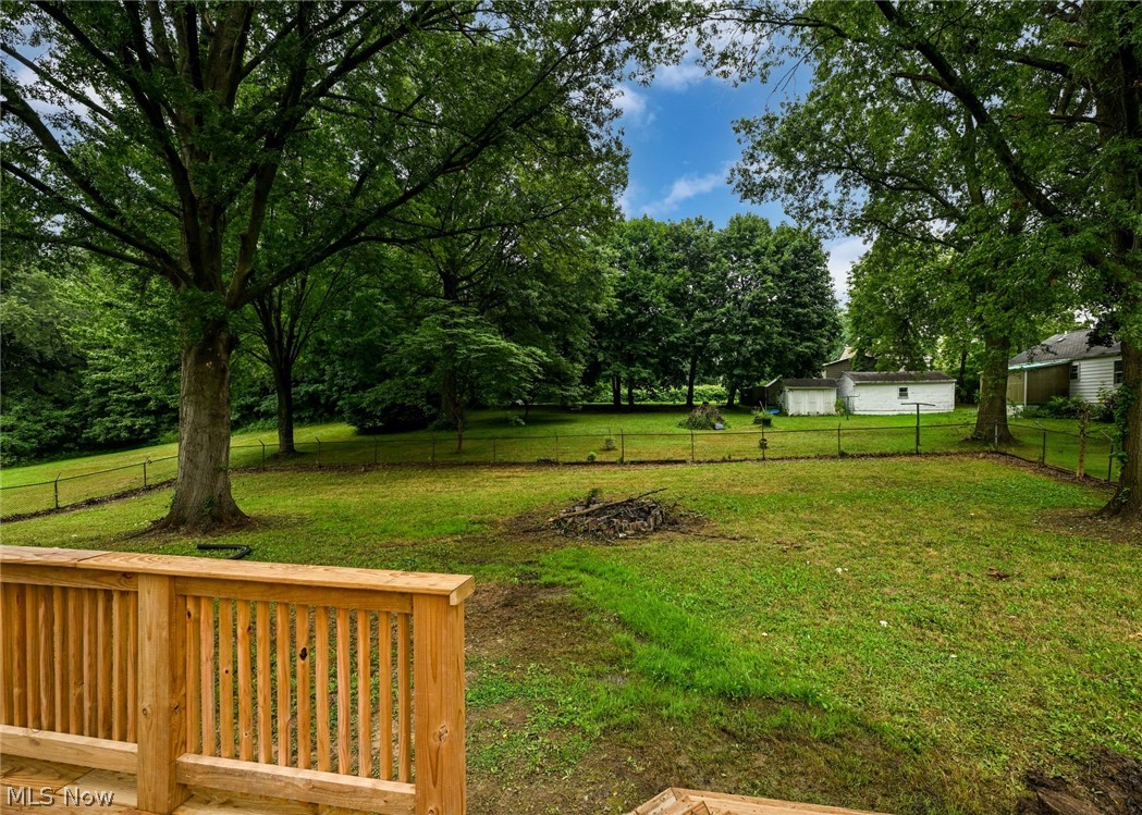 2933 S Hametown Road Norton OH 44203