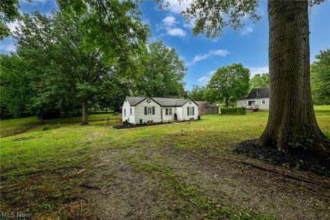 2933 S Hametown Road Norton OH 44203