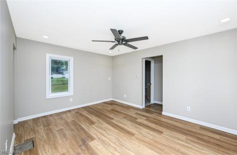 2933 S Hametown Road Norton OH 44203