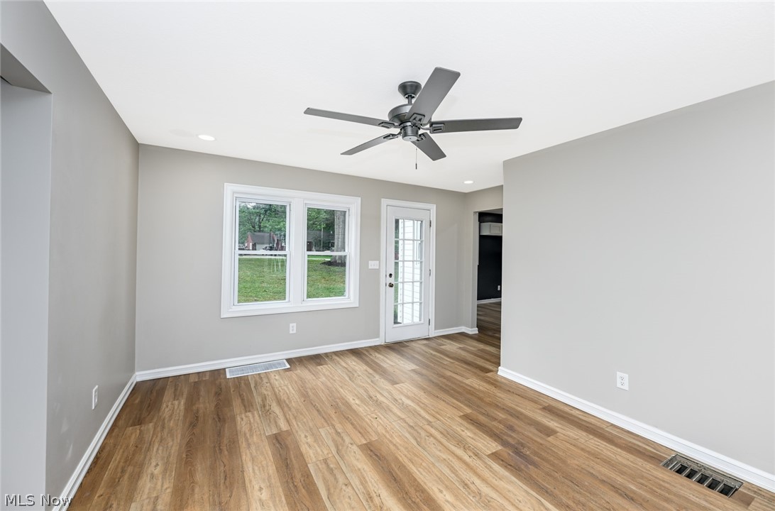 2933 S Hametown Road Norton OH 44203