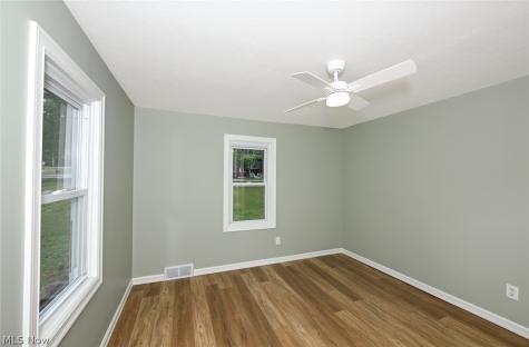 2933 S Hametown Road Norton OH 44203