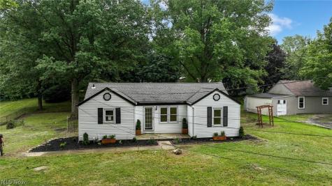 2933 S Hametown Road Norton OH 44203