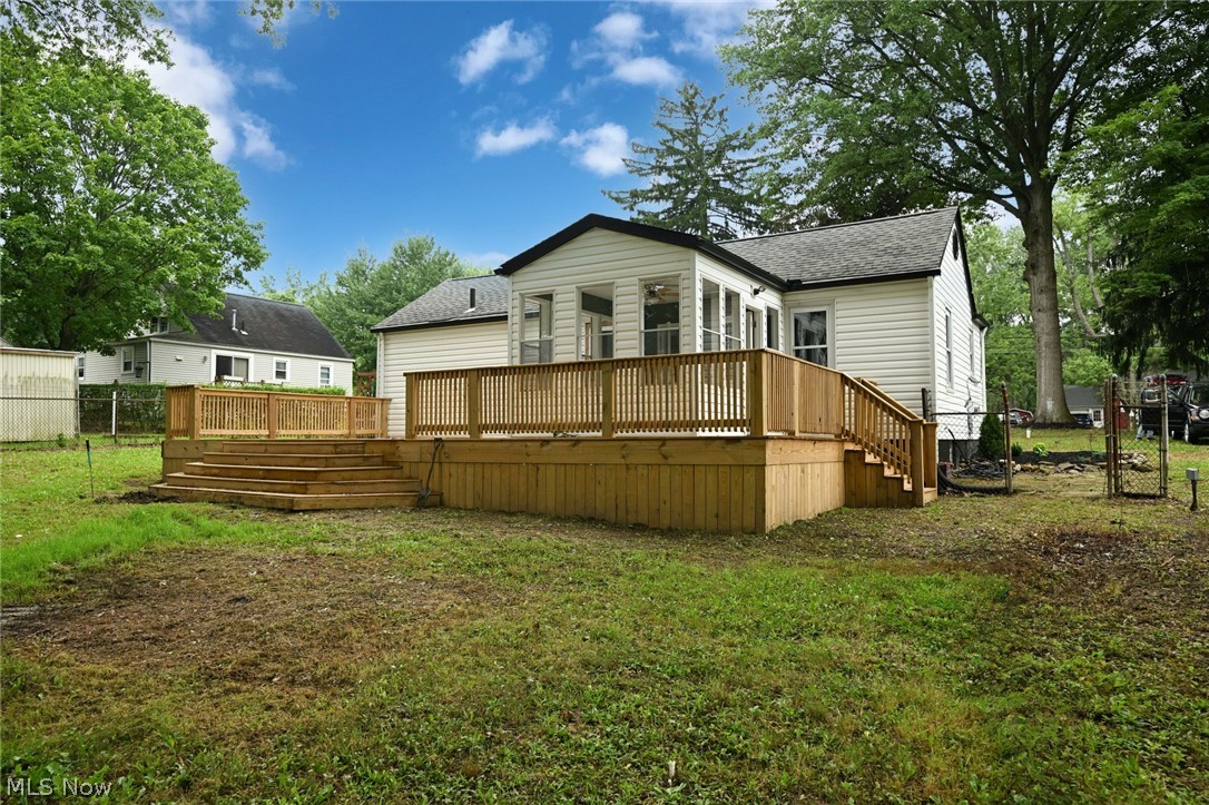 2933 S Hametown Road Norton OH 44203