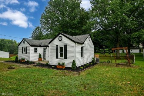 2933 S Hametown Road Norton OH 44203