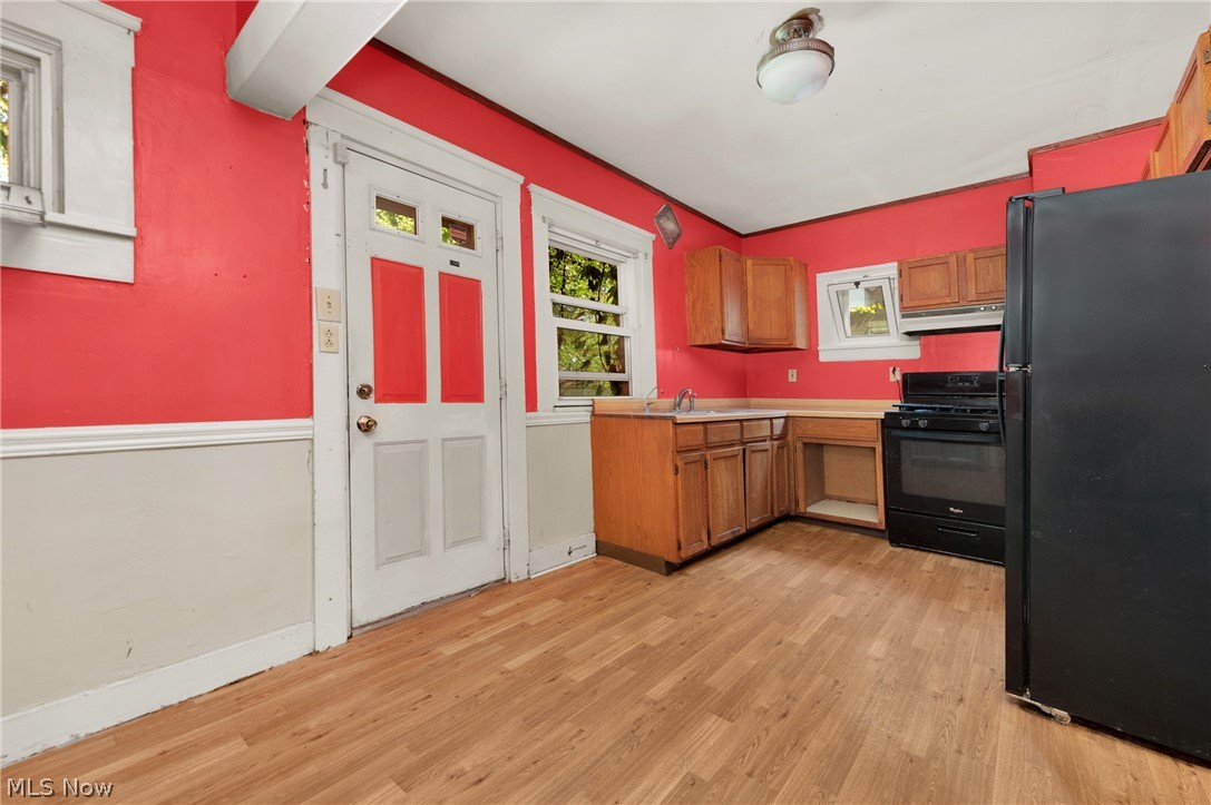 3026 Saratoga Cleveland OH 44109