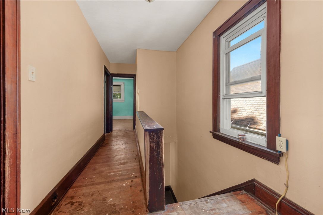 3026 Saratoga Cleveland OH 44109