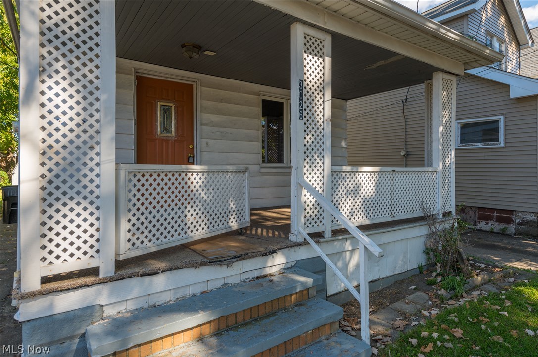 3026 Saratoga Cleveland OH 44109