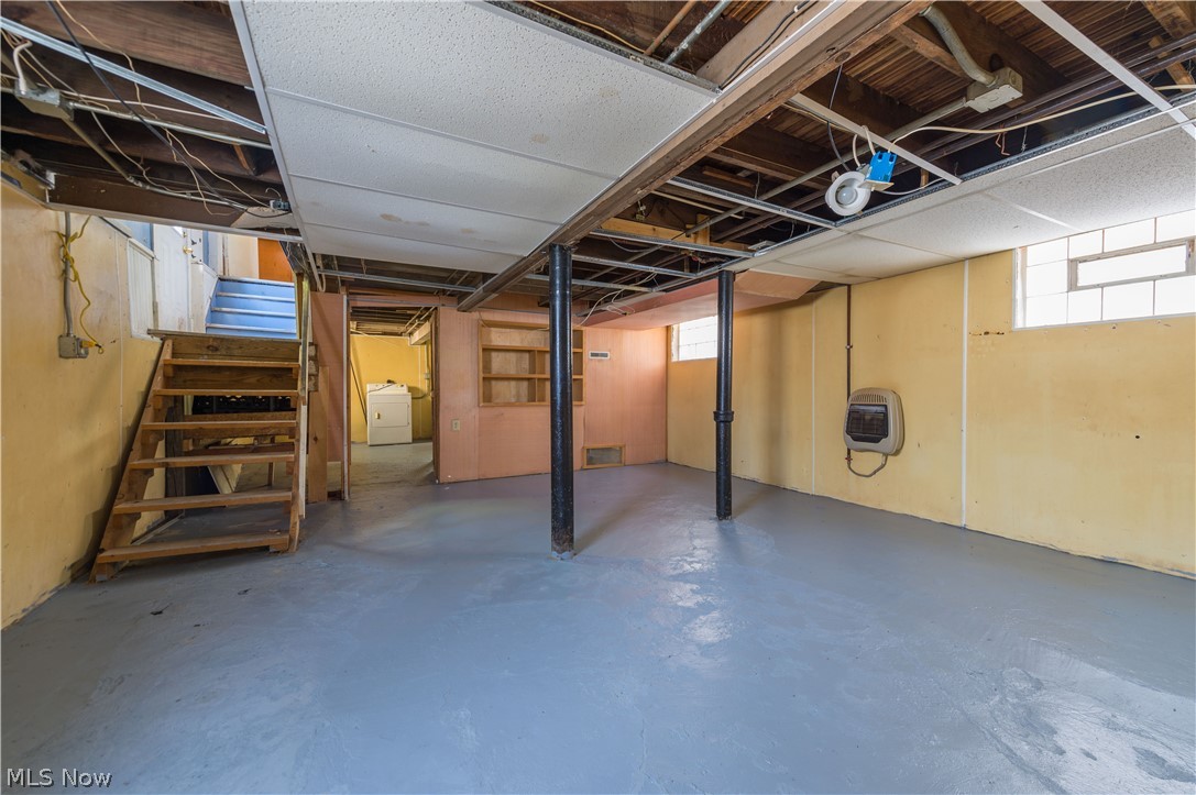 3026 Saratoga Cleveland OH 44109