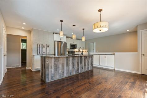5265 Pin Oak Street NW Massillon OH 44647