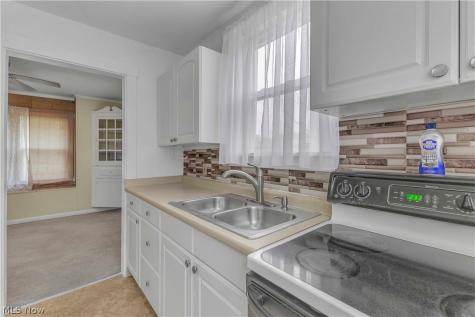 425 Frazier Avenue Akron OH 44305
