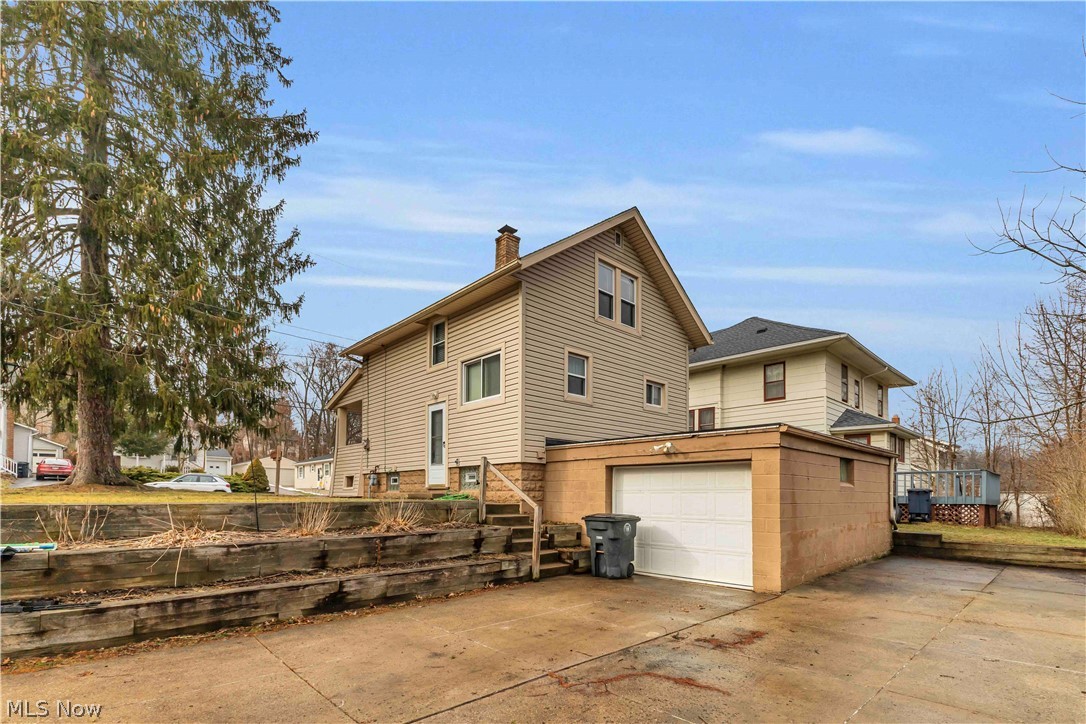 425 Frazier Avenue Akron OH 44305