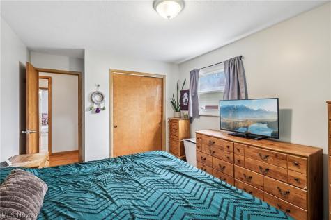 6293 Brookmere Drive Parma Heights OH 44130