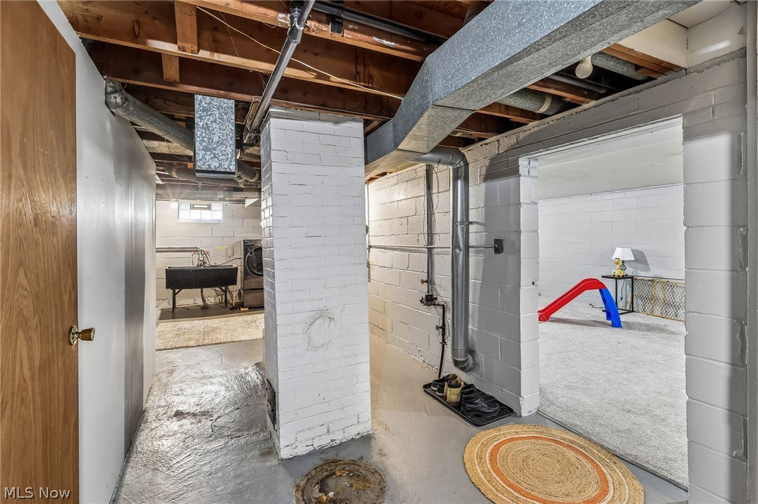 6293 Brookmere Drive Parma Heights OH 44130