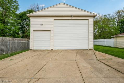 6293 Brookmere Drive Parma Heights OH 44130
