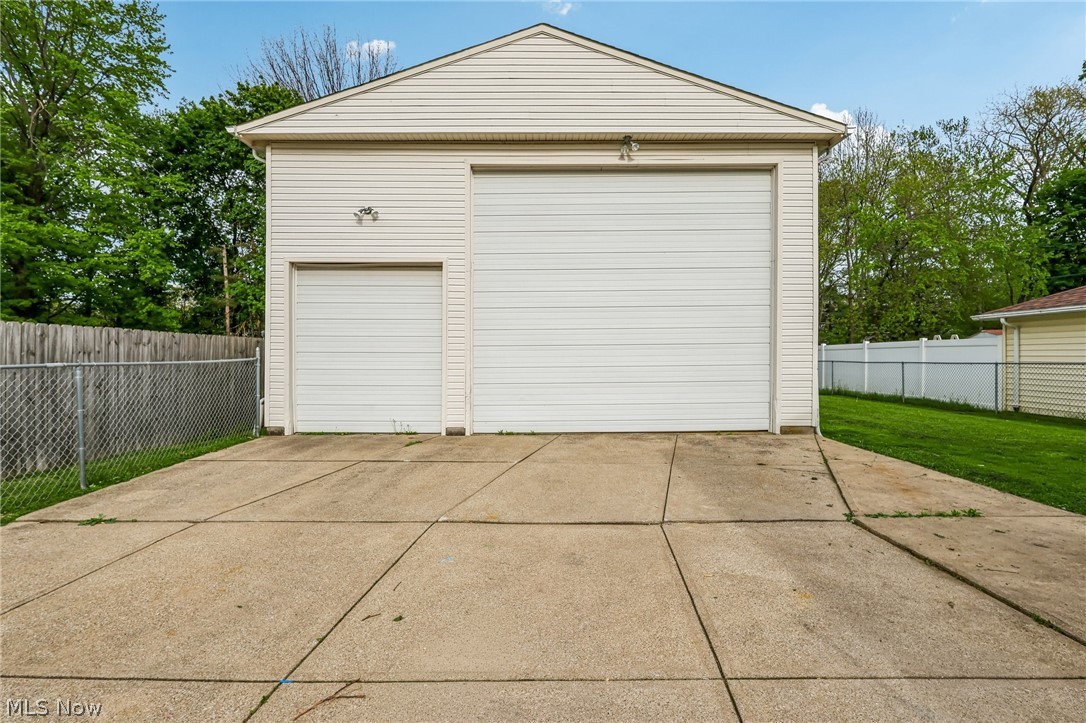 6293 Brookmere Drive Parma Heights OH 44130