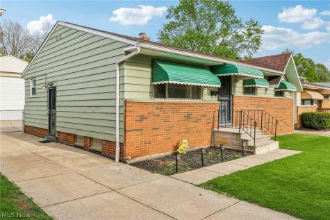 6293 Brookmere Drive Parma Heights OH 44130