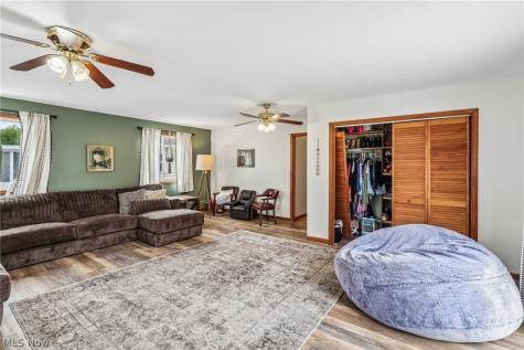 6293 Brookmere Drive Parma Heights OH 44130
