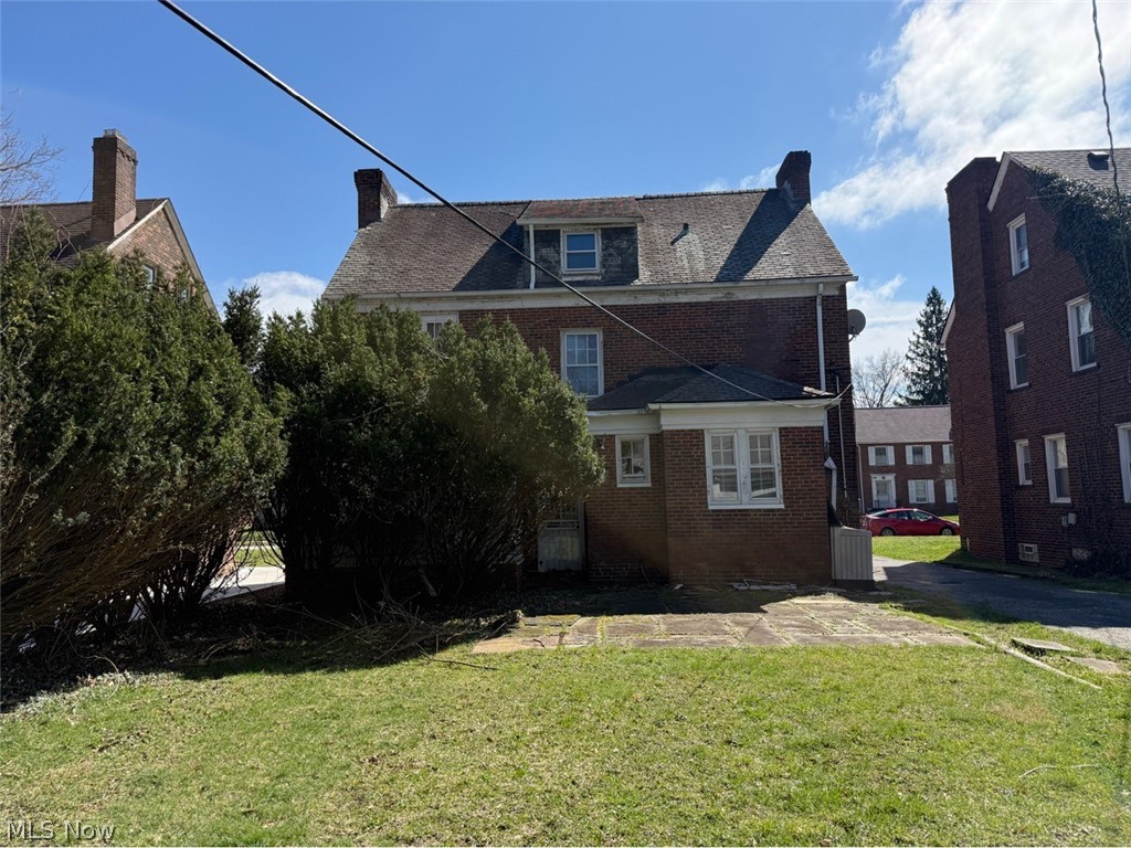 16173 Glynn Road East Cleveland OH 44112