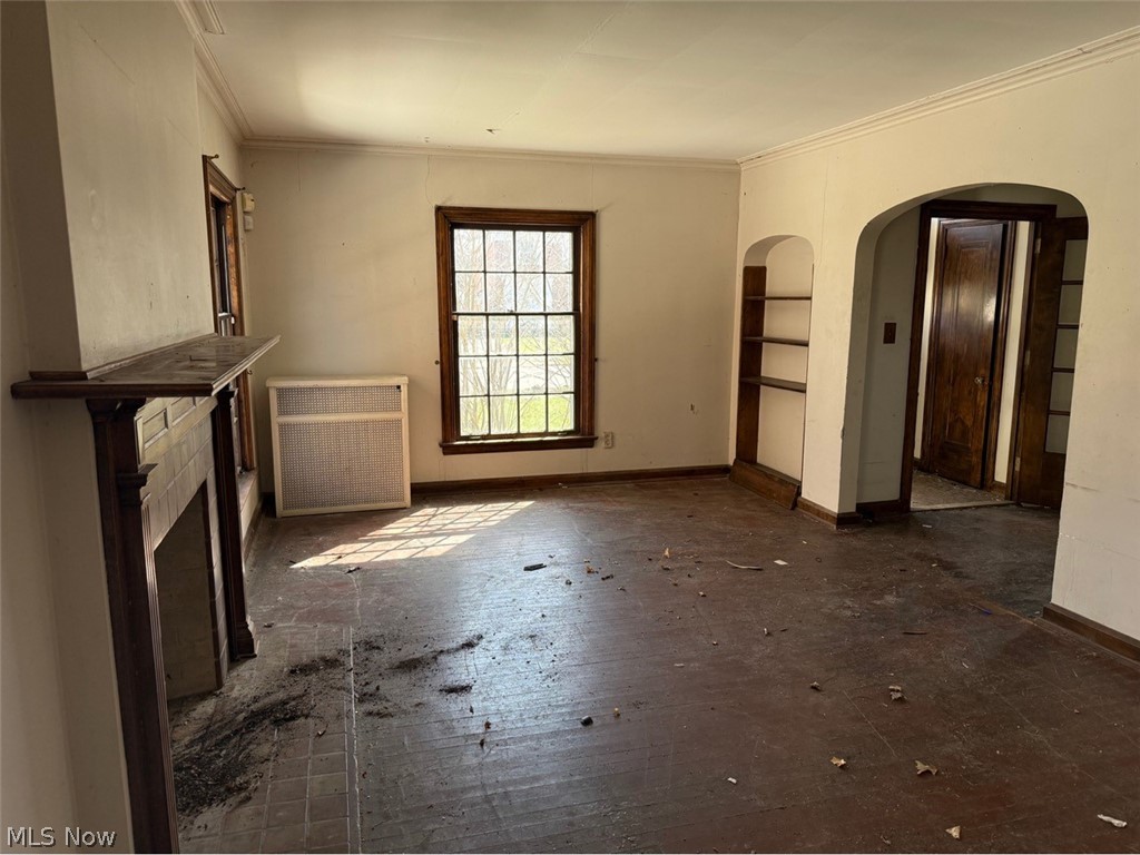 16173 Glynn Road East Cleveland OH 44112
