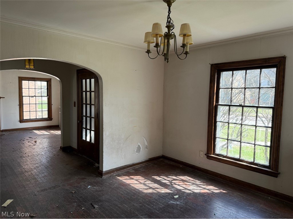 16173 Glynn Road East Cleveland OH 44112