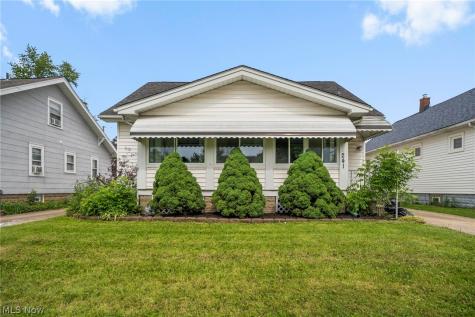 241 Harwood Street Elyria OH 44035