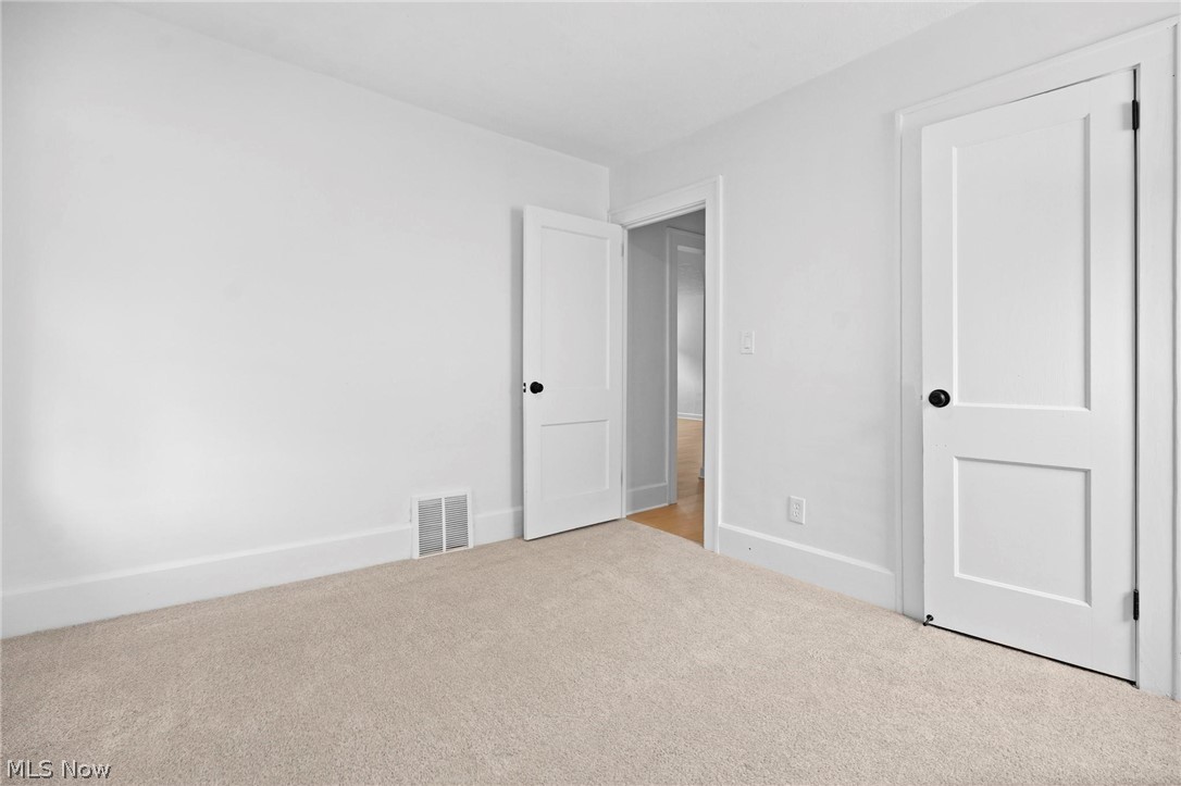 241 Harwood Street Elyria OH 44035