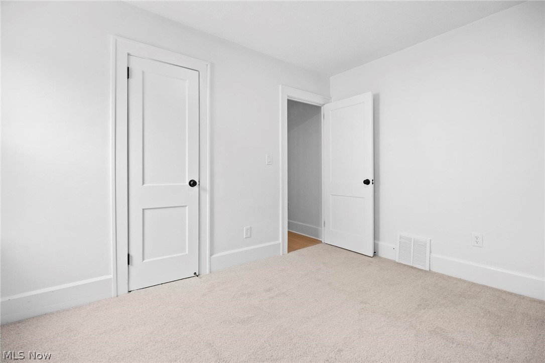 241 Harwood Street Elyria OH 44035