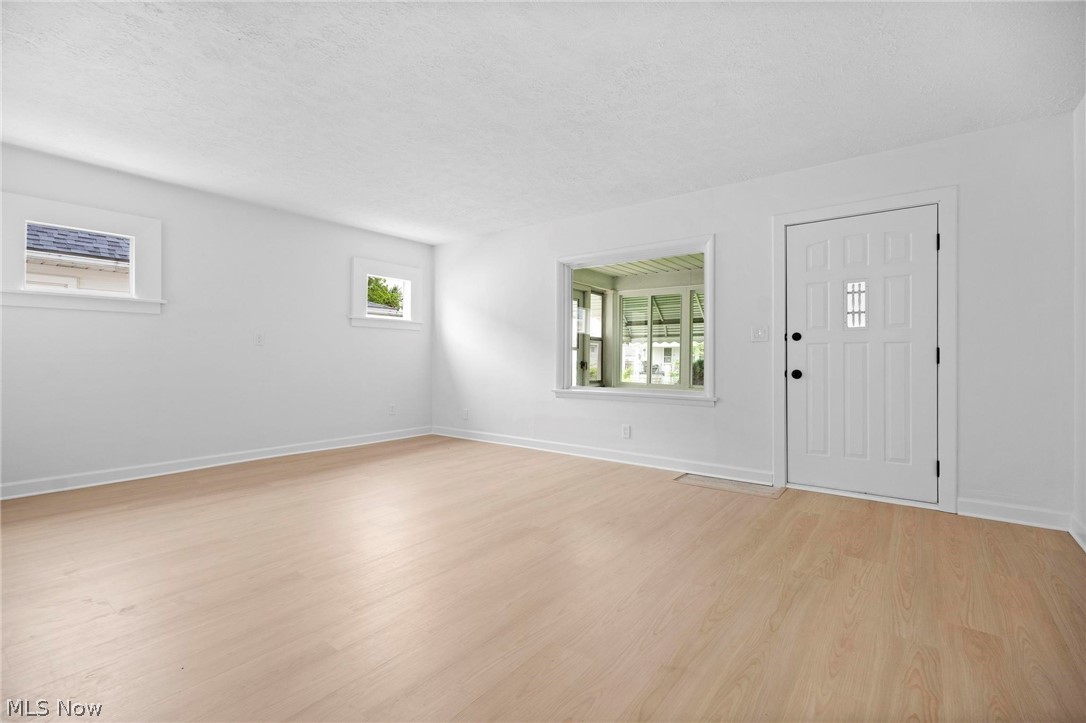 241 Harwood Street Elyria OH 44035